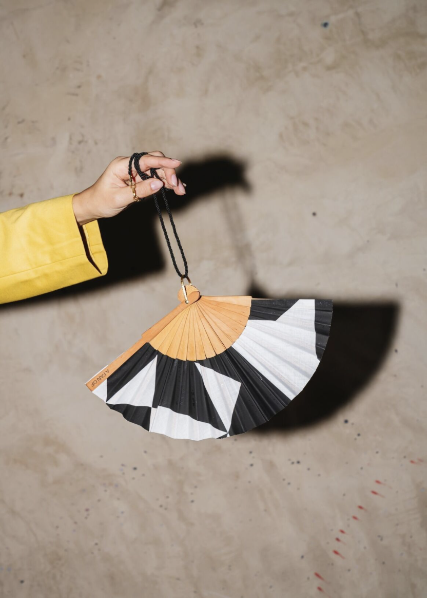 Shadow Play mini χειροποίητη βεντάλια