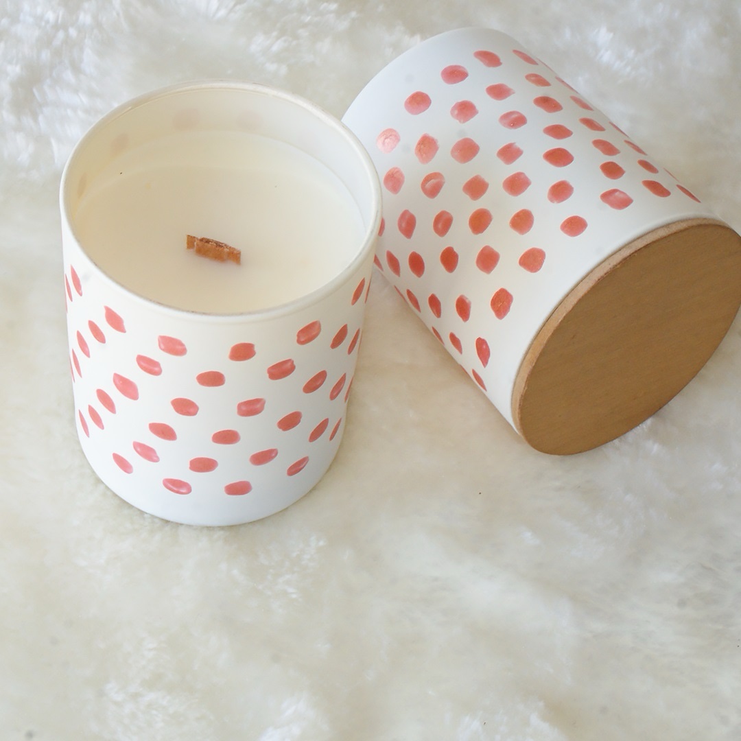 Vanilla Macademia κερί σε ζωγραφισμένο ποτήρι